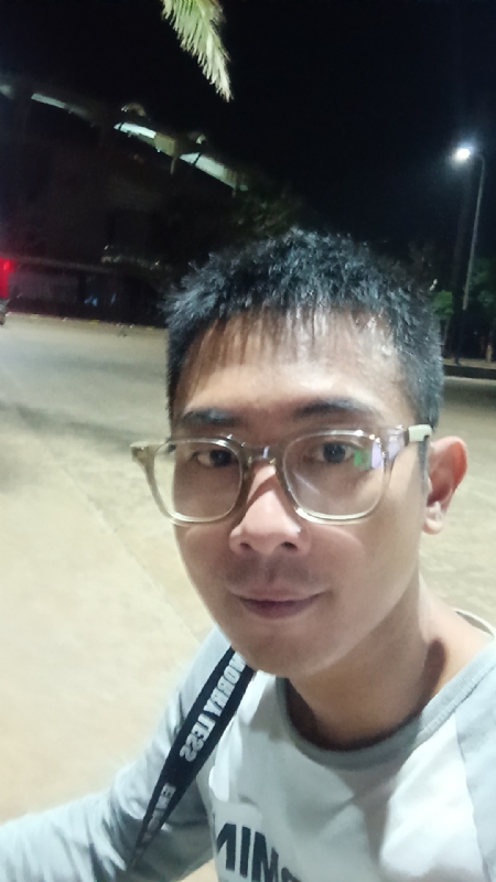 龙龙的第二张照片--贵港相亲服务中心