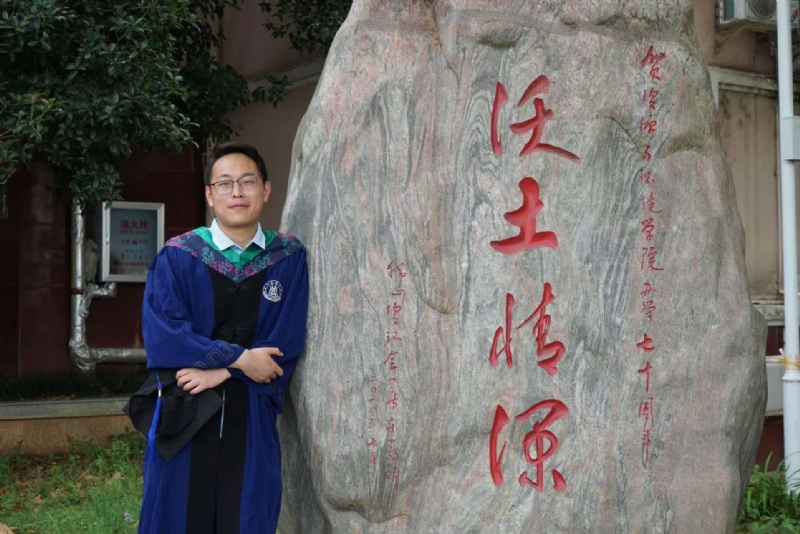 落寂星辰的第四张照片--贵港相亲服务中心