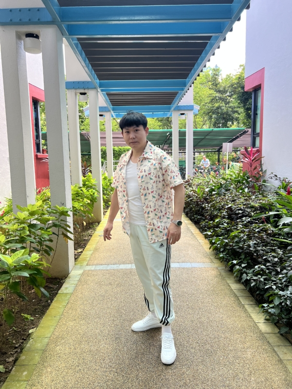 勇敢向前的第一张照片--贵港相亲服务中心