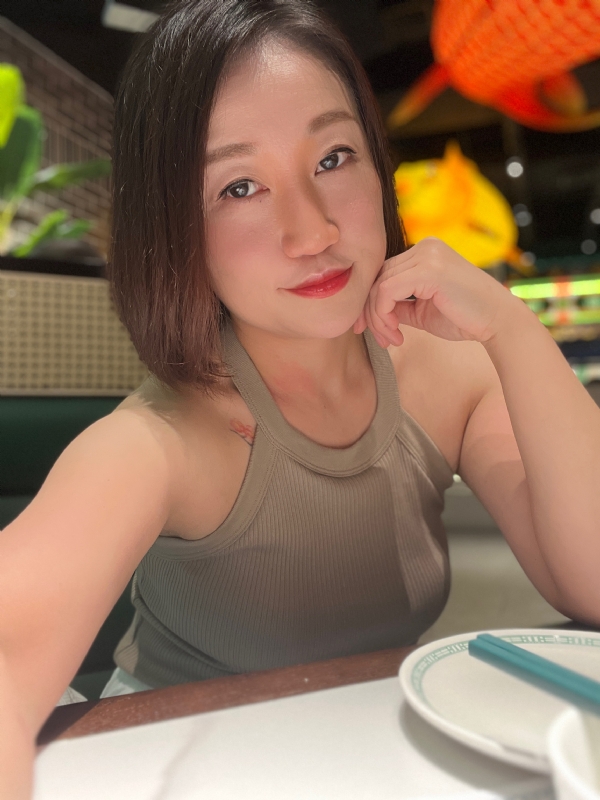 Mimi321的第一张照片--贵港相亲服务中心