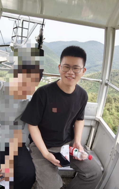 奔奔笨笨的第二张照片--贵港相亲服务中心