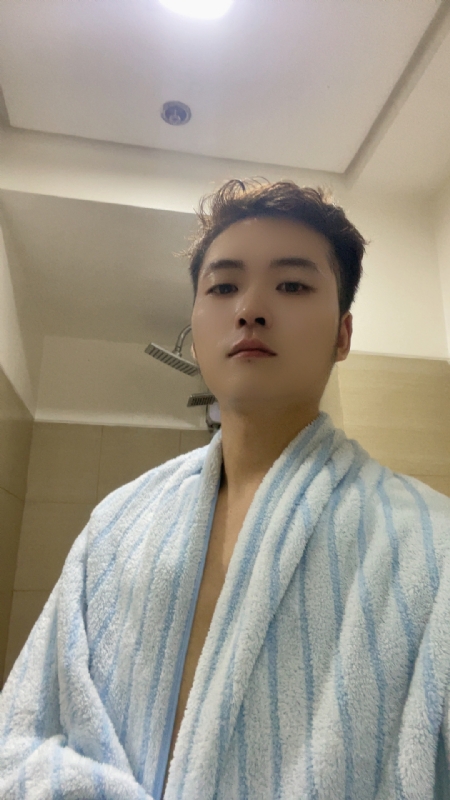 凡尘的第一张照片--贵港相亲服务中心