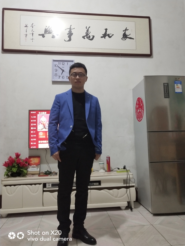 孤独的狼的第一张照片--贵港相亲服务中心