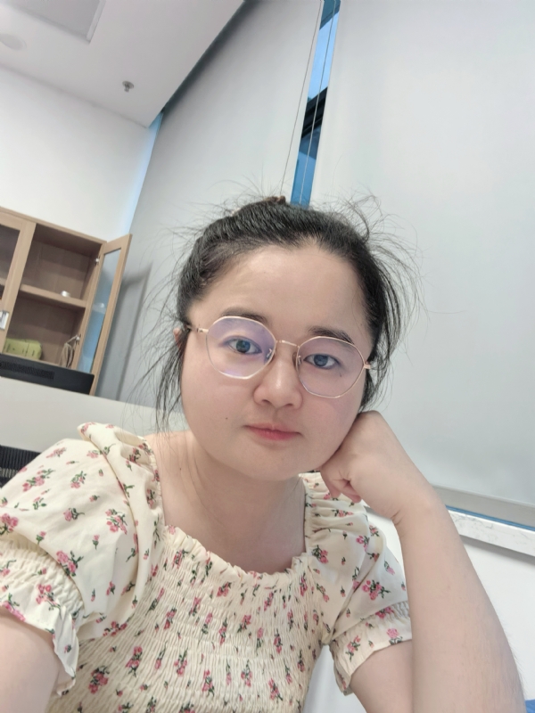 盼盼的第一张照片--贵港相亲服务中心