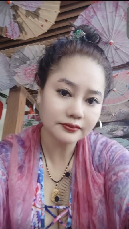 shi的第一张照片--贵港相亲服务中心