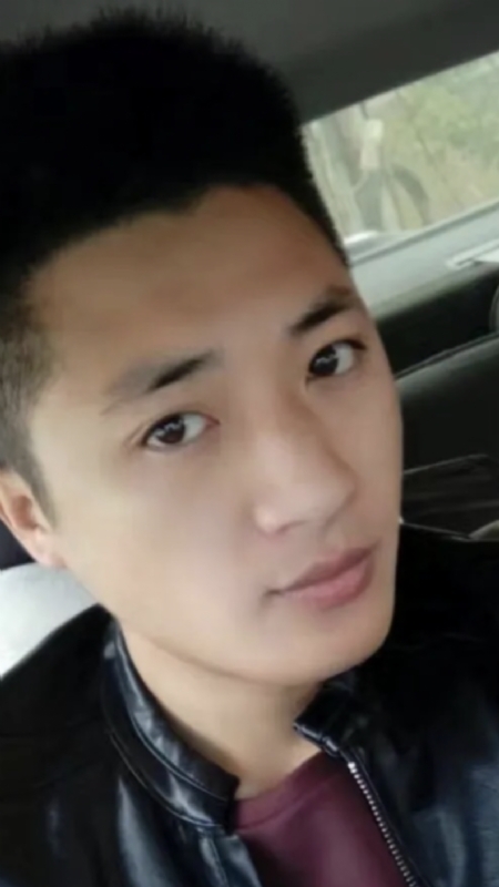 小汤米的第二张照片--贵港相亲服务中心