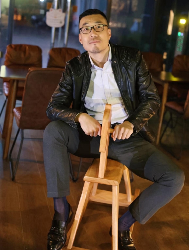 Lee的第二张照片--贵港相亲服务中心