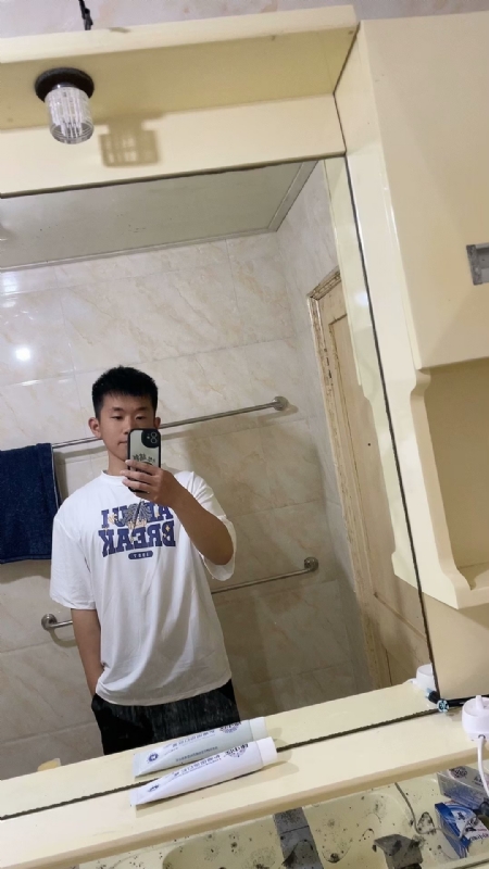 哈哈的第一张照片--贵港相亲服务中心