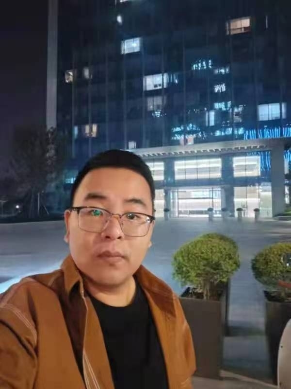 少康的第一张照片--贵港相亲服务中心