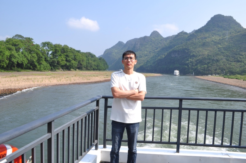 色色猪的第一张照片--贵港相亲服务中心