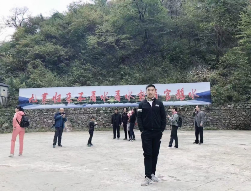 牵手的第一张照片--贵港相亲服务中心