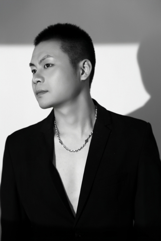 胡杰的第二张照片--贵港相亲服务中心