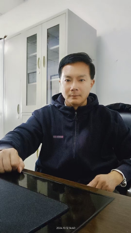 枫叶的第一张照片--贵港相亲服务中心