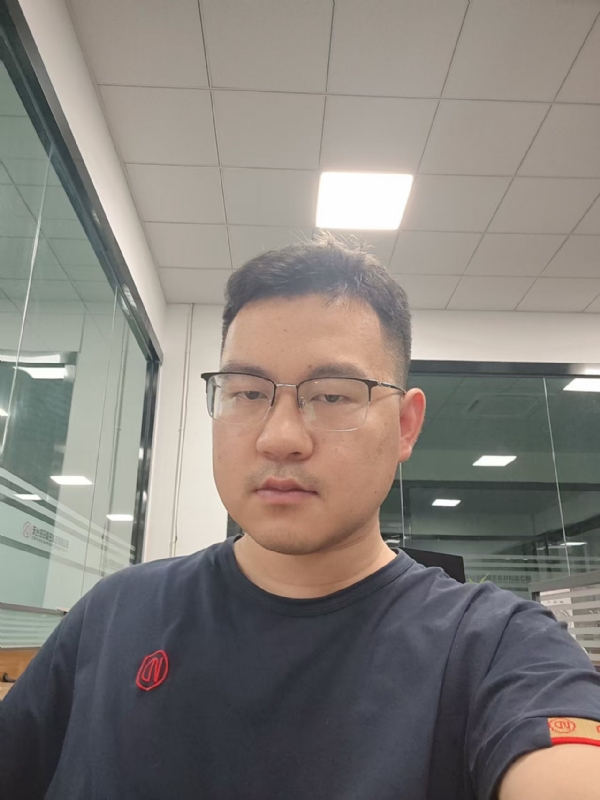 雨落浅响的第一张照片--贵港相亲服务中心