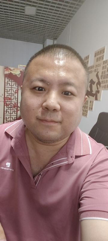 漫步星辰的第一张照片--贵港相亲服务中心