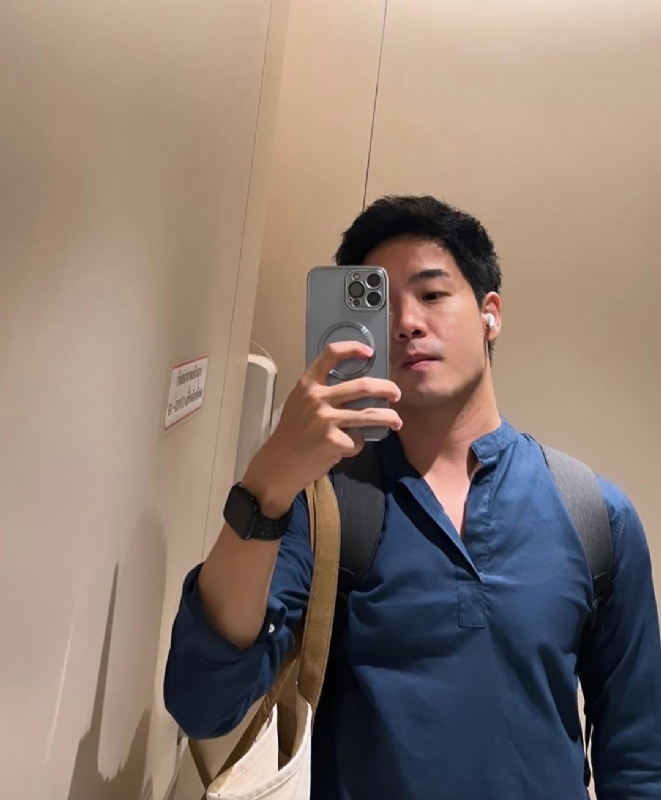 海与浪的第一张照片--贵港相亲服务中心