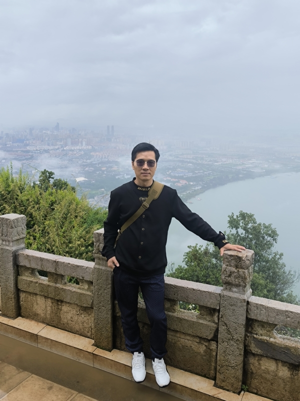 千年老妖的第二张照片--贵港相亲服务中心