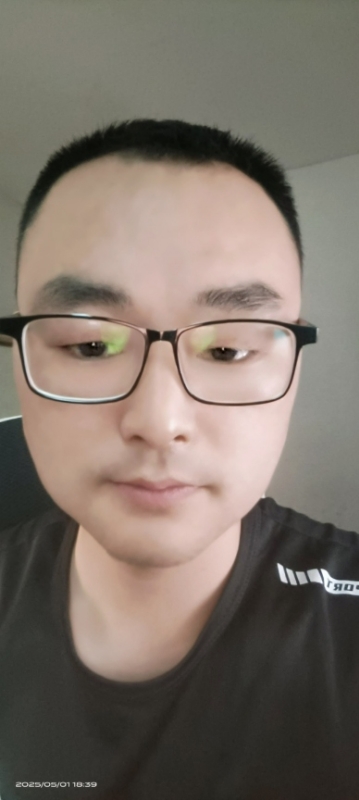 潮湿的心的第一张照片--贵港相亲服务中心