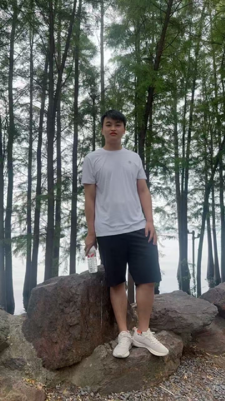 嗯嗯的第一张照片--贵港相亲服务中心