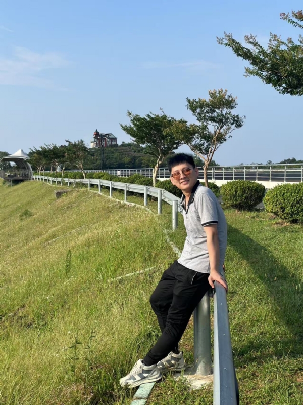 悠人的第一张照片--贵港相亲服务中心