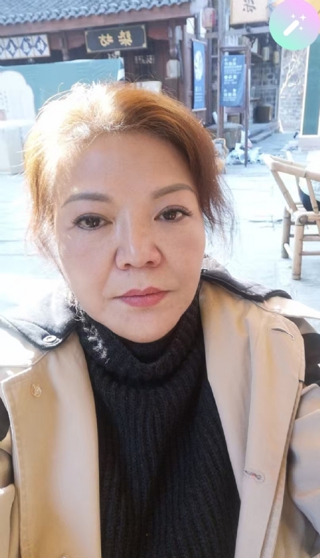 宛霞的第二张照片--贵港相亲服务中心