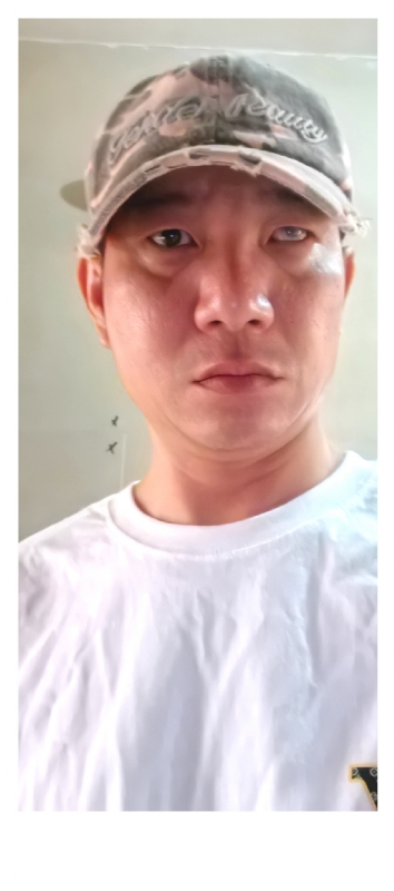 小心做人的第三张照片--贵港相亲服务中心