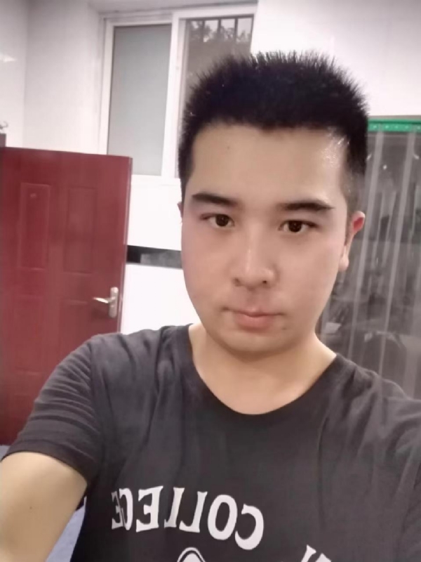 89WANG的第一张照片--贵港相亲服务中心