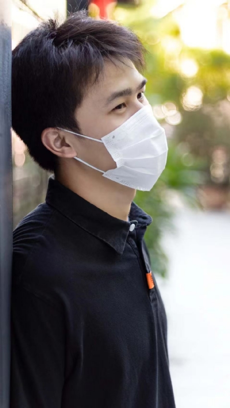 康庆浩的第一张照片--贵港相亲服务中心