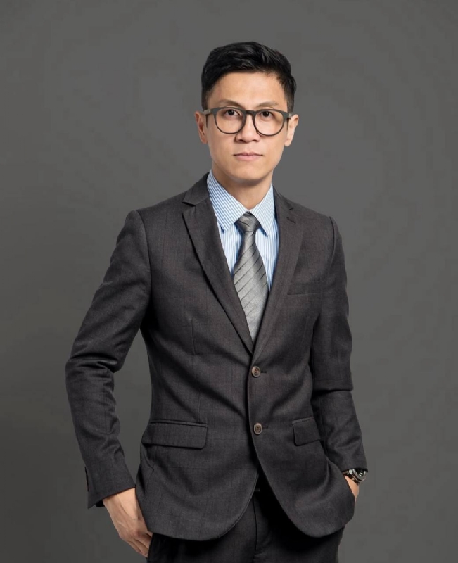 千帆过尽的第一张照片--贵港相亲服务中心