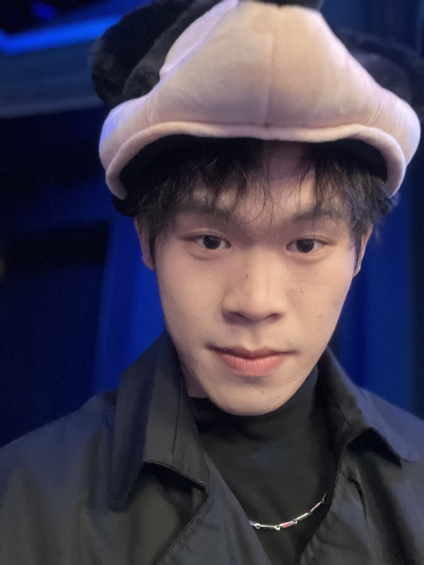 自律的杰的第一张照片--贵港相亲服务中心