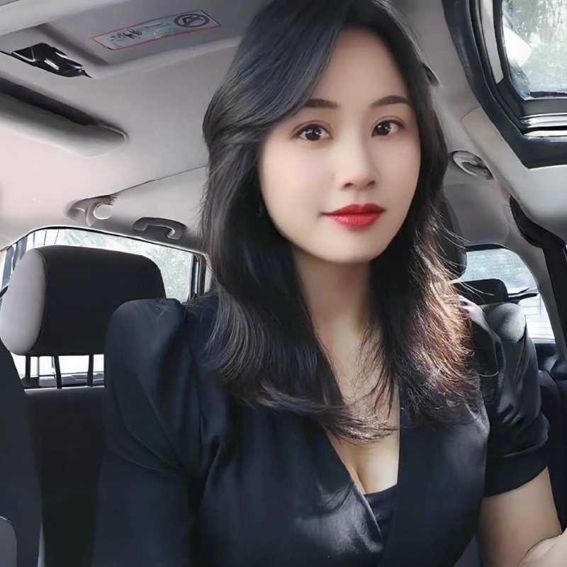 雪莲的第一张照片--贵港相亲服务中心