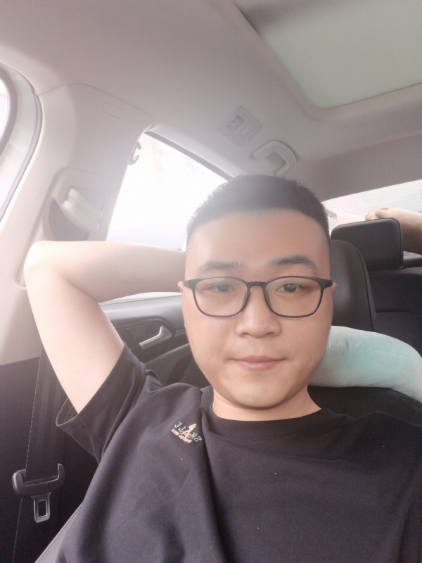 JingY的第一张照片--贵港相亲服务中心