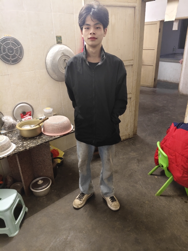 铭泽的第一张照片--贵港相亲服务中心