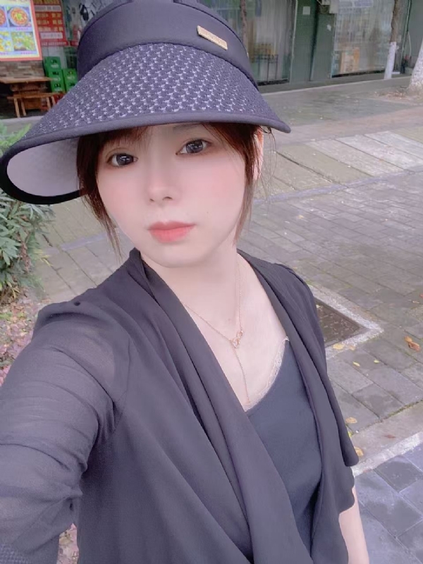 敏宝的第三张照片--贵港相亲服务中心