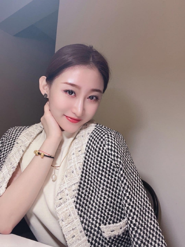 袁梓怡的第二张照片--贵港相亲服务中心