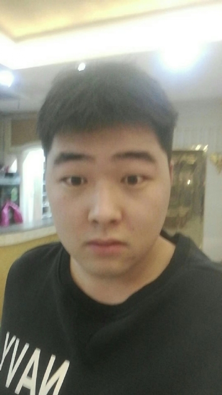 丹尼的第二张照片--贵港相亲服务中心