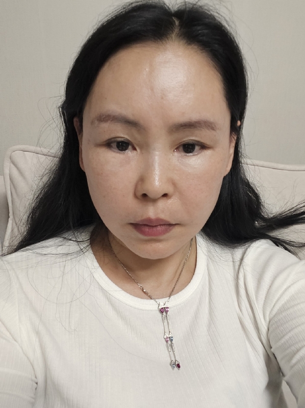 仁荷的第二张照片--贵港相亲服务中心