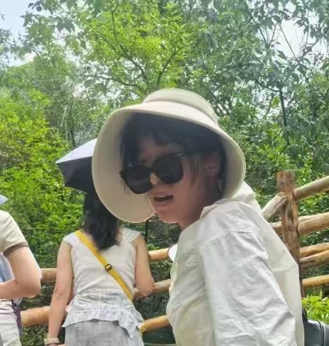 廿一的第一张照片--贵港相亲服务中心