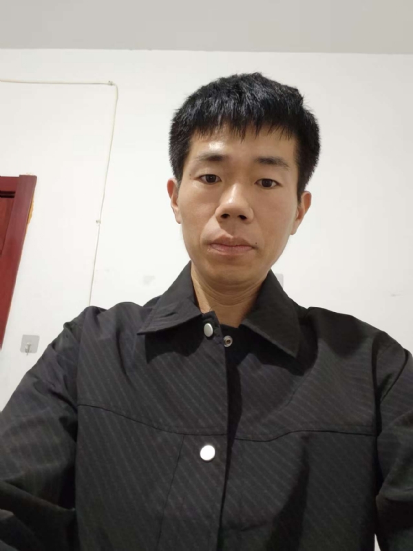 京东小哥的第一张照片--贵港相亲服务中心