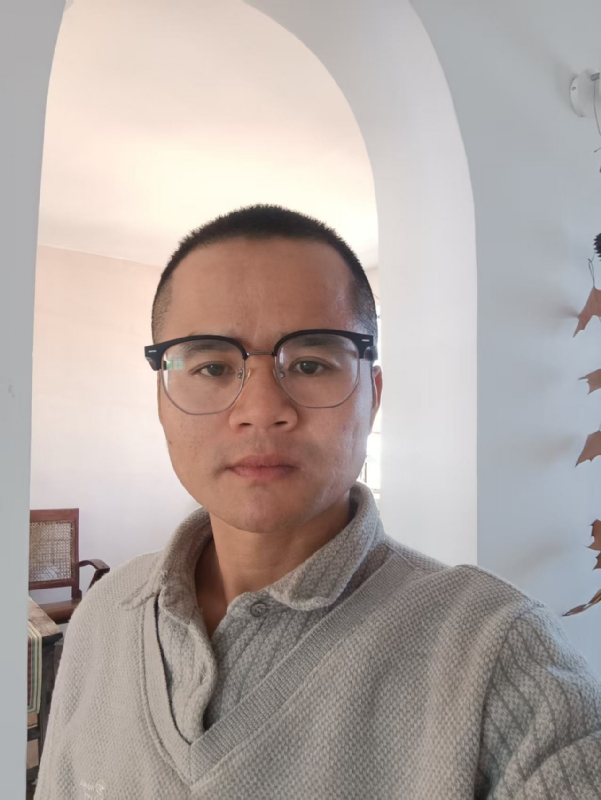 戴戴的第一张照片--贵港相亲服务中心