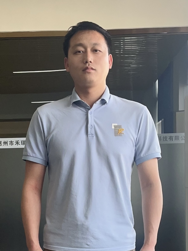 鹊桥的第一张照片--贵港相亲服务中心