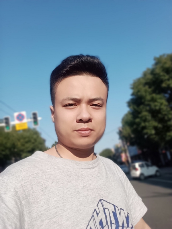 简简单单的第二张照片--贵港相亲服务中心