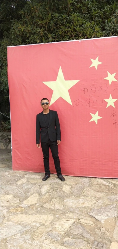 奔腾的小乌鸦的第一张照片--贵港相亲服务中心