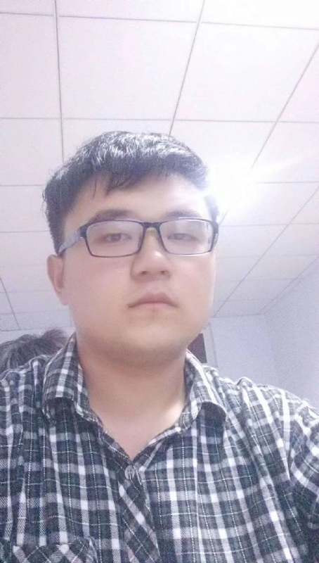 颜色不一样的黄的第一张照片--贵港相亲服务中心