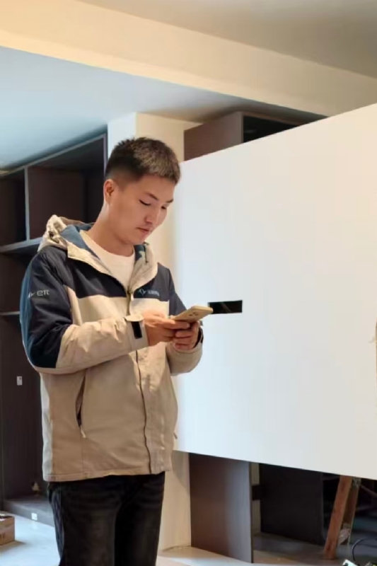 熊展的第一张照片--贵港相亲服务中心