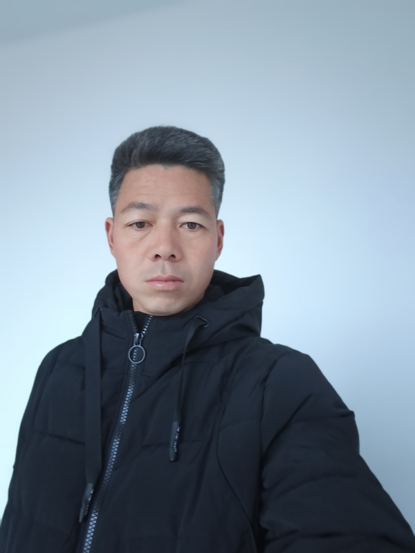 鼎城种地哥的第一张照片--贵港相亲服务中心