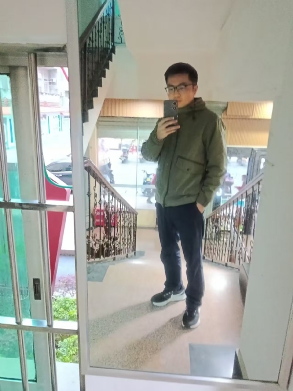 沧海一粟的第六张照片--贵港相亲服务中心