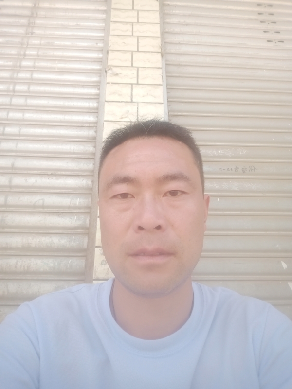 尘缘的第一张照片--贵港相亲服务中心