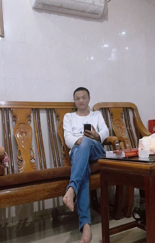 知年的第三张照片--贵港相亲服务中心